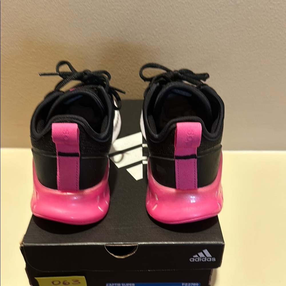 Adidas Kaptir Super Women’s Size 7.5 Running Shoes Black w/ Pink FZ2788 - Picture 8 of 11